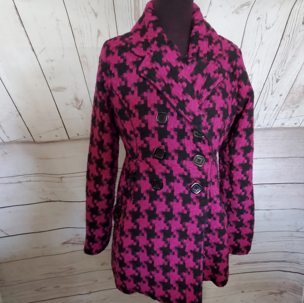 Candie's houndstooth basketweave textured coat magenta and black juniors L